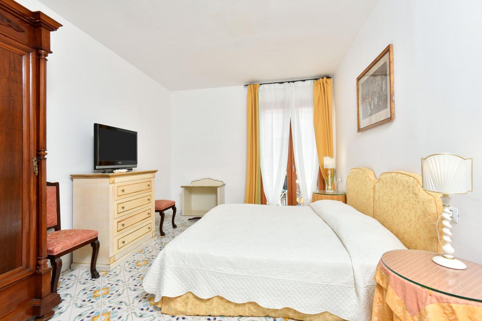 Hotel Villa Sirio Санта Мария ди Кастелабате Екстериор снимка